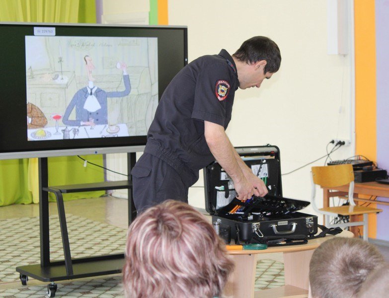 В Лысьве полицейские и общественники встретились с дошколятами в рамках реализации проекта «Люди в погонах»
